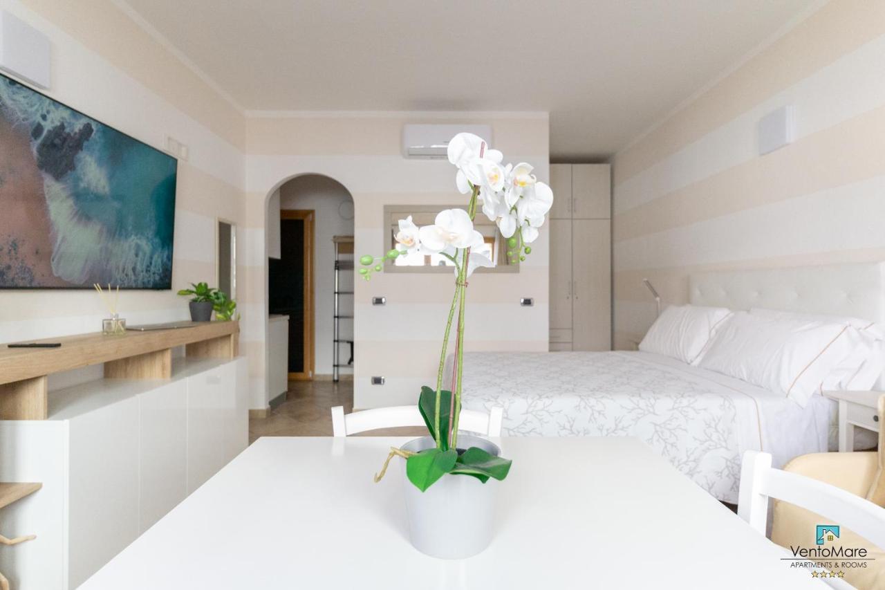 Residence Il Vento E Il Mare Palau Zewnętrze zdjęcie